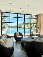 Manila Bay View - 1BR with balcony