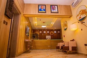 Greenview Hotel and Apartment