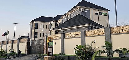 Greenview Hotel and Apartment