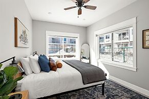 Dragestil 713 Duluth Condos