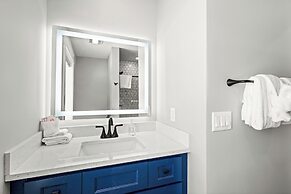 Dragestil 713 Duluth Condos