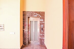 Fabhotel Prime Royal Maple