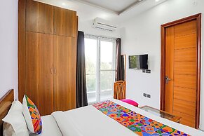 FabHotel Sunrise Sector 56
