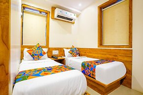Fabhotel Indore Palace