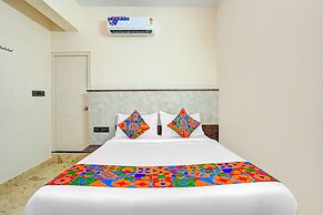 Fabhotel Metro Grand