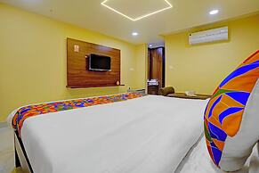 Fabhotel Ojas Inn