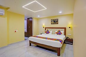 Fabhotel Ojas Inn