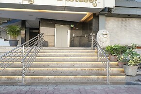 Fabhotel Indian Residency