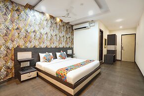 Fabhotel Indian Residency