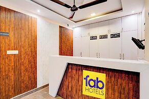 Fabhotel Emara Inn