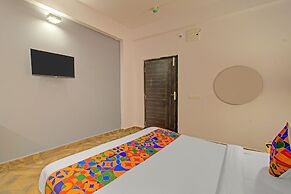 Fabhotel The Vibe