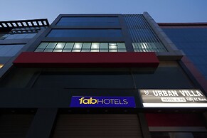 Fabhotel Urban Villa