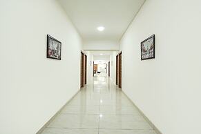 Fabhotel Urban Villa