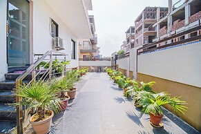 Fabhotel Gazelle Studios