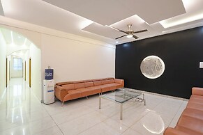 Fabhotel Ayodhya Palace