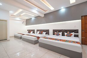 Fabhotel Ayodhya Palace