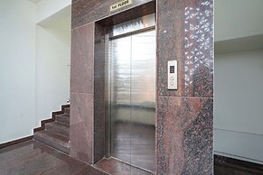 Fabhotel Ayodhya Palace