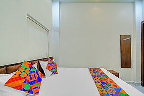 Fabhotel Bharti Palace