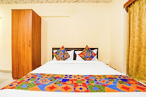 Hotel Omkar & Lodging - phoenix market city