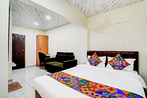 Hotel Omkar & Lodging - phoenix market city
