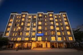 Hotel Omkar & Lodging - phoenix market city