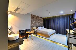 K BOUTIQUE HOTEL