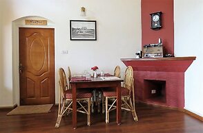 Teanest Nightingale - Nature Resorts