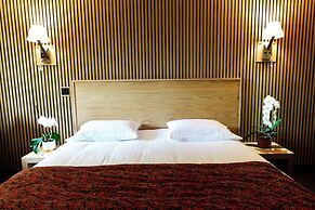 Le Mas Des Aigras - Hôtel & Restaurant