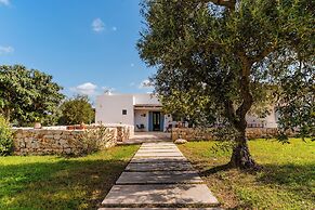 Ker Rail Villa with Pool by Wonderful Italy