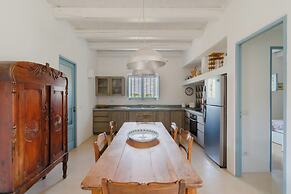 Ker Rail Villa with Pool by Wonderful Italy