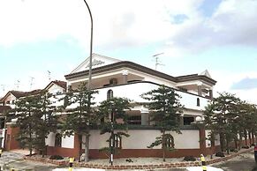 Cozy Johor Bahru Home With Family Room and Unblock Balcony View