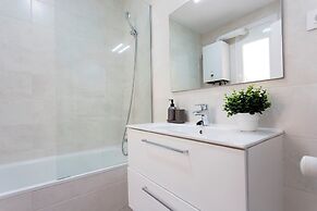 Exclusive 4BD Apartment. Abada