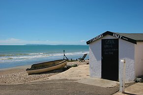 Cosy Character Cottage by the Sea