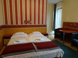 Fortuna Hotel