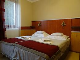 Fortuna Hotel