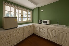 Abobe ApartHotel Hua Hin