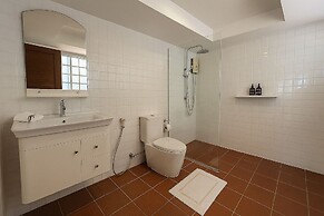 Abobe ApartHotel Hua Hin