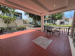 Abobe ApartHotel Hua Hin