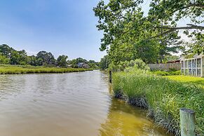 Riverfront Fun: Quiet Home Near Hampton Coastline