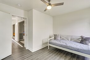 Riverfront Fun: Quiet Home Near Hampton Coastline