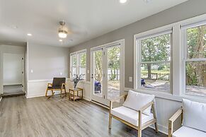 Riverfront Fun: Quiet Home Near Hampton Coastline