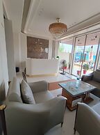 Hotel K A Square