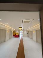 Hotel K A Square