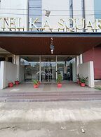 Hotel K A Square