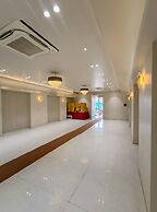 Hotel K A Square