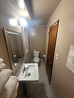 Oasis Inn Kenosha