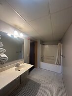 Oasis Inn Kenosha