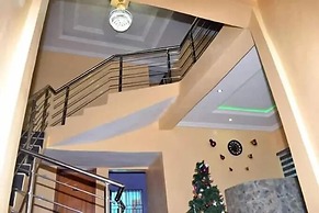 The Kings Hotel and Suites