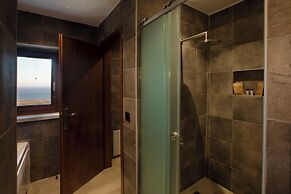 Anemos Suites Mani