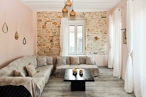 Traditional Samos Home With Jacuzzi and Private Balcony
